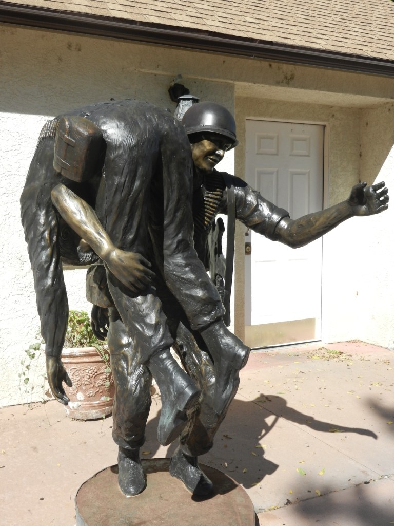 two soldiers statue