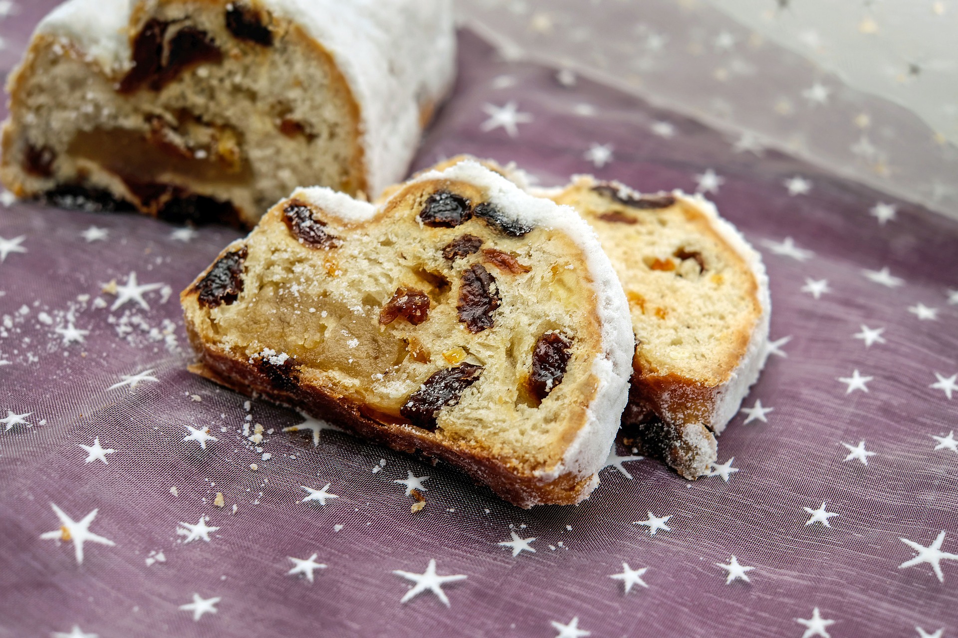 sliced Stollen